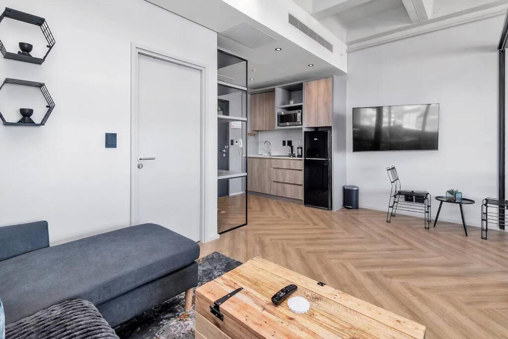 Stylish Urban At One On Thibault Apartment Kapstadt